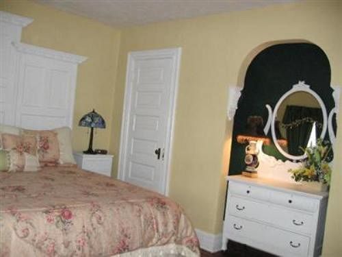 A Moment In Time Bed & Breakfast 3*