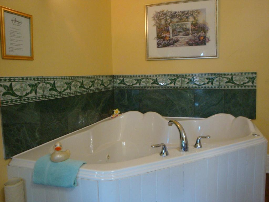 A Moment In Time Bed & Breakfast 3*