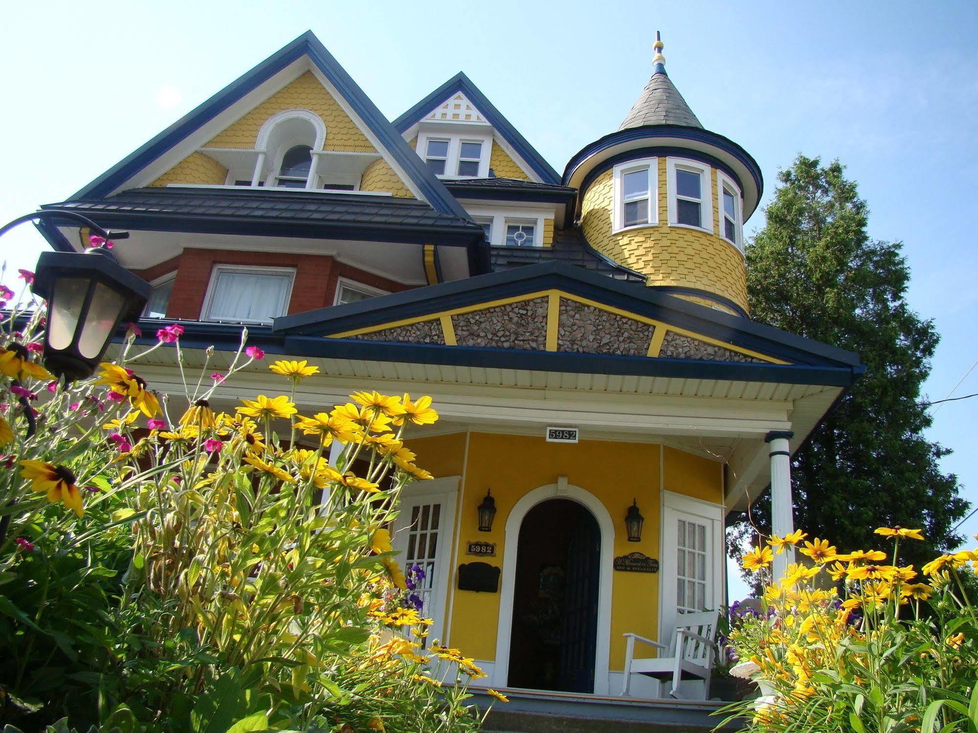 A Moment In Time Bed & Breakfast 3*