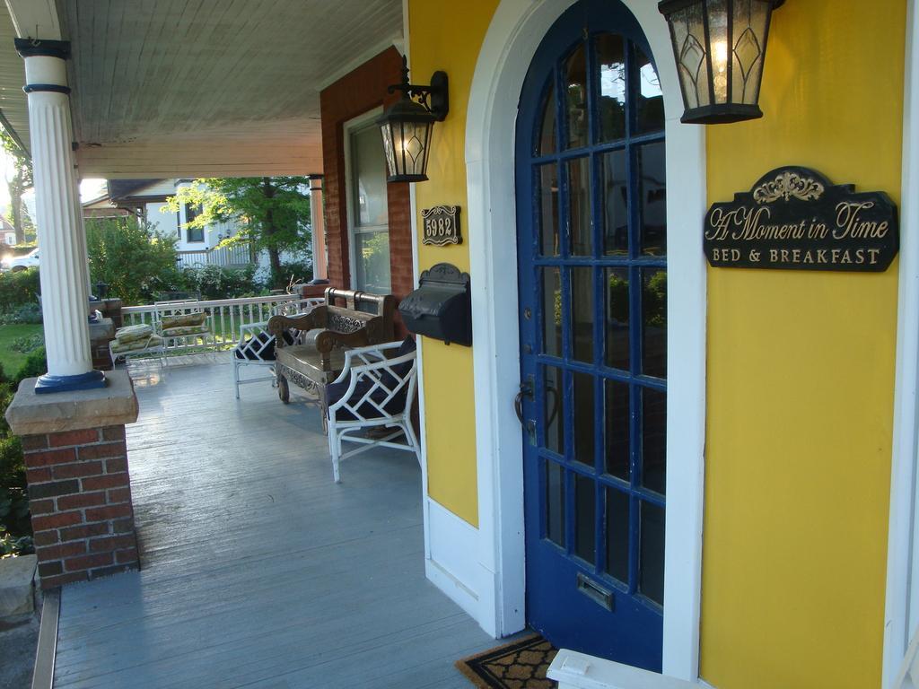 A Moment In Time Bed & Breakfast Niagara Falls