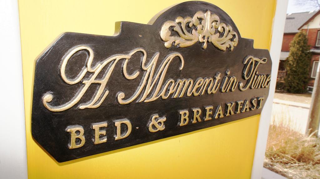 A Moment In Time Bed & Breakfast Niagara Falls