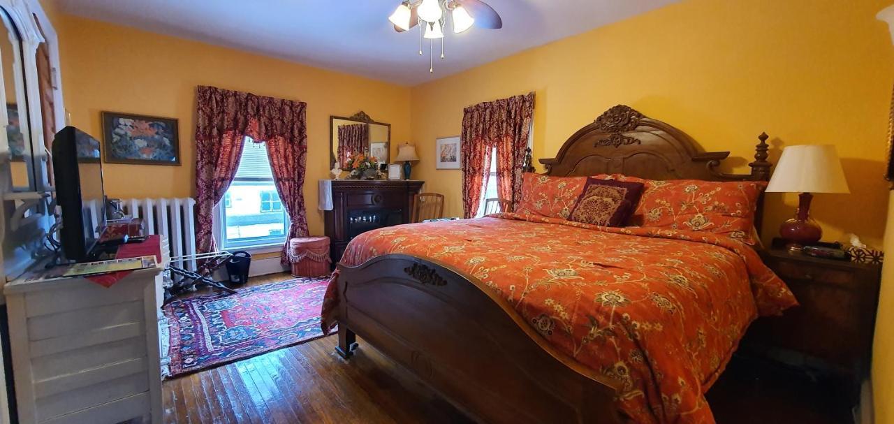 Bed & Breakfast A Moment In Time Niagara Falls